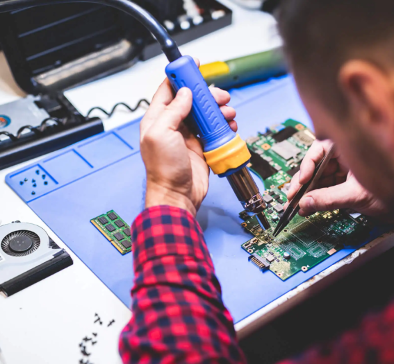 Reparacion de equipos 1 Monchevic One